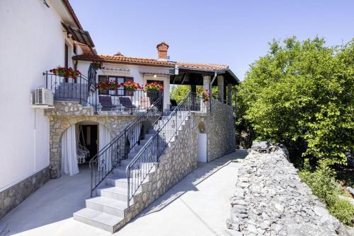  Lorenzo in Klanice (Haus 2 für 6 Personen), Pension in Dobrinj