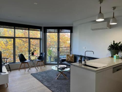 Centrepoint Units Heidelberg - Melbourne