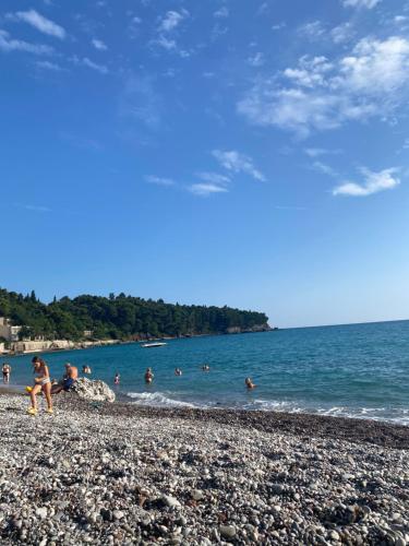 Victory Apartments in Sutomore