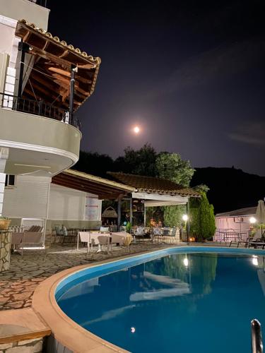 Villa Dorita Luxury Apartments - Παραμυθιά