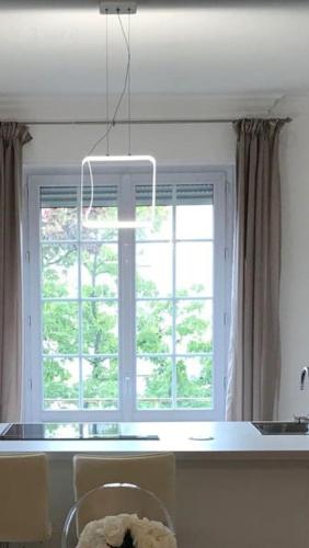 bel appartement proche centre parking gratuit in 諾伊多夫