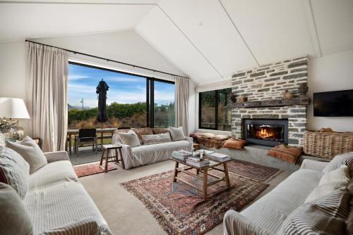 Three-Bedroom House image 8
