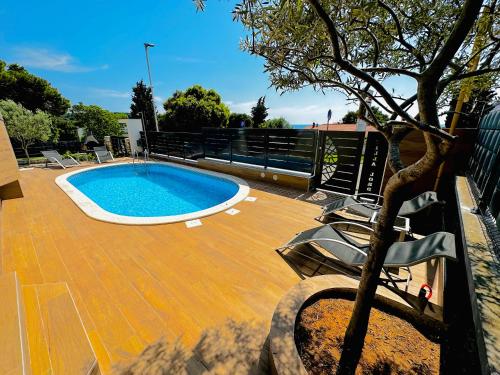 NOEL - three bedroom apartment with pool, Banjole (foto 5)
