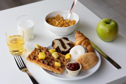 Ibis Budget Perpignan Sud - image 4