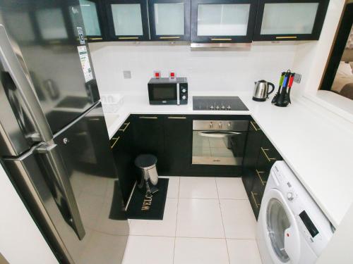 RH- City Living in Style, Large 1 BR with open Terrace, Dubai Marina, Дубай (фото 10)