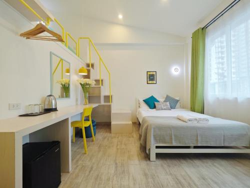 room detail thumbnail 1