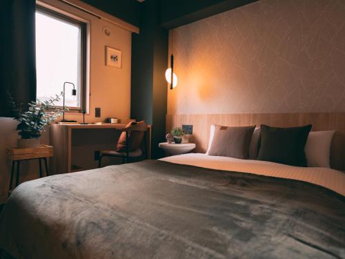 Superior Double Room image 8