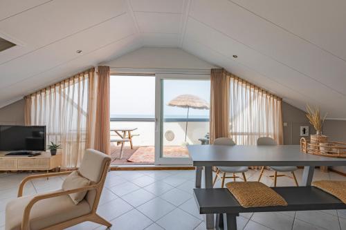 Strandhotel Camperduin in Μπέργκεν