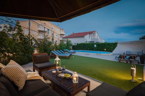 Apartments Tihi 5
