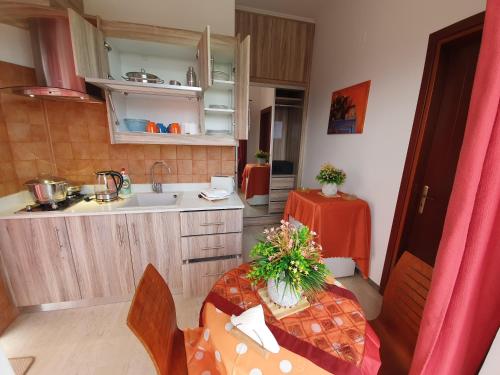 кухня, Pettas Apartments in Остров Закинтос