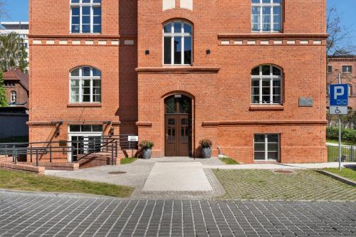 Waterlane Vintage - Fitness & Parking by Downtown Apartments - image 2