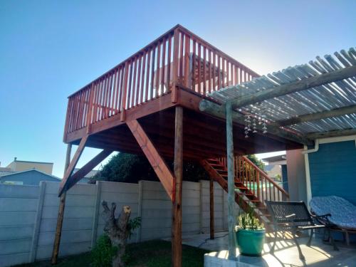 Létesítmények, Pêrel of Perlemoenbaai (Perel of Perlemoenbaai) in Gansbaai