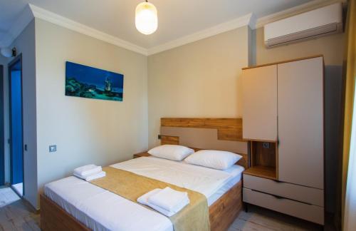 Memory Hotel Batumi - Tap to explore photos