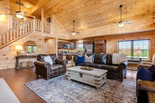 Smoky Mountain Reign in Sevierville, USA