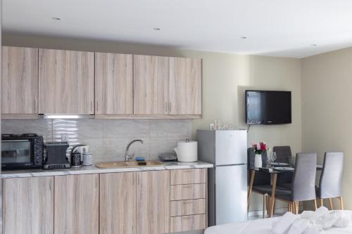 AIOLOS LUXURY agios dimitrios center apartment 4, Ateny (zdjęcie 4)