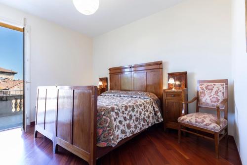 Double Room with Private Bathroom image 2