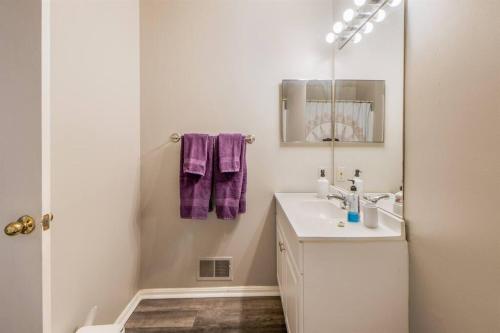 Huge & Unique 2BR/1BA Pet-friendly Family Condo, Балтимор (фото 10)