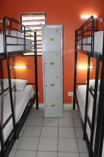 Bunk bed in 22-Bed Mixed Dormitory Room image 3