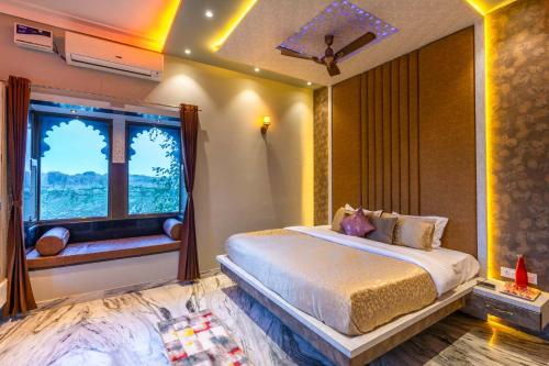 StayVista's Panna Garh - Rajsamand - Private Pool with Bar & Indoor-Outdoor Activities