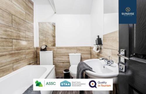 LAW 5 - DIGS - INVOICE and REDUCED PRICE only via SUNRISE SHORT LETS DUNDEE, 2 rooms, 4 Double Beds, Fully Equipped, Free Parking, WiFi, 3xSmart TVs, Groups, Families, Food, Shops, Bars, Centrally Located, Short or Long Stays, Dundee (fotografie 7)