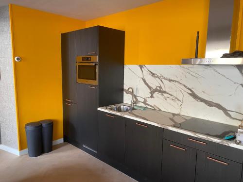 Glucklich am Meer Suite Deluxe mit Wellnesszugang in Egmond aan Zee