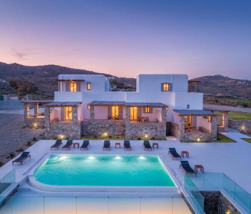 Legendary Suites