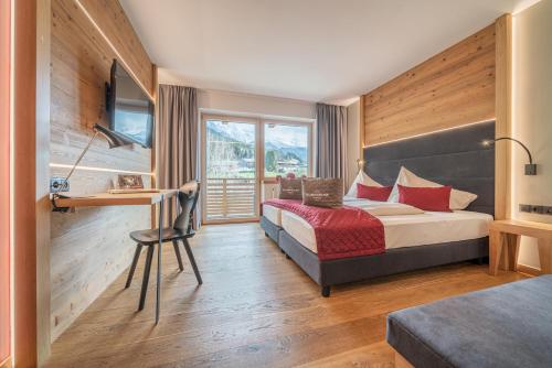 1 queen bed