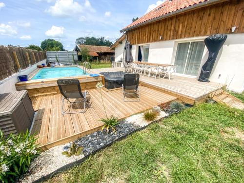 VILLA D. Jolie Maison de campagne de 8 à 12 pers
