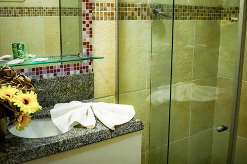Castelo Beach Hotel - image 2