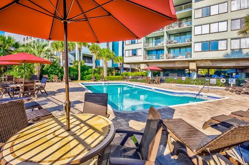 2BR Carolina Dunes Condo: Oceanfront