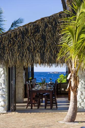 レストラン, マタマノア アイランド リゾート (Matamanoa Island Resort) in ママヌザ諸島