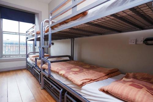 Bru Bar & Hostel, Cork (photo 6)