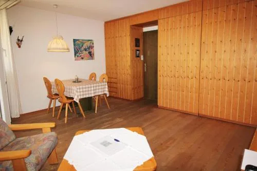 Residenza Lagrev 1 Zimmerwohnung Nr 103 - Typ 12B - 1 Etage - Süd in Sils im Engadin, Schweiz