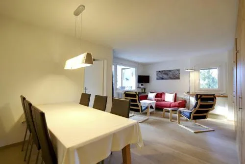 Residenza Lagrev 2 Zimmerwohnung Nr 102 - Typ 21A - 1 Etage - Süd in Sils im Engadin, Schweiz
