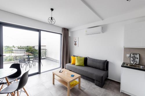 Pagani Green - Luxury Maisonette B1 in Pharae