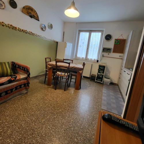 Kitchen, A CASA DI NONNA LUISA in Porto San Giorgio