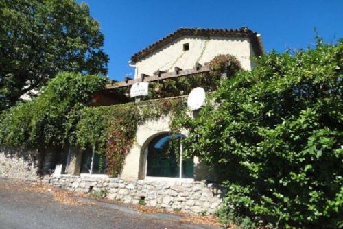 Maison de caractère avec piscine - Location saisonnière - Alès