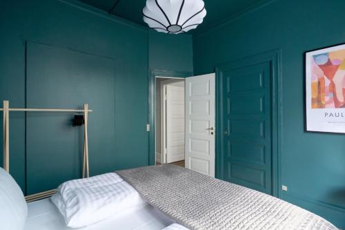 Perfect for Friends & Families 2 Bedroom Apartment in CPH - image 6