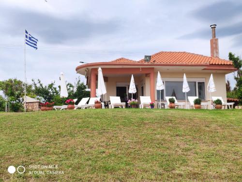 MARONIA Villa in Platanitis Maronia