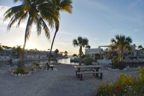 A környék, Pelican's Roost, Waterfront comfort at Venture Out in Cudjoe Key (FL)