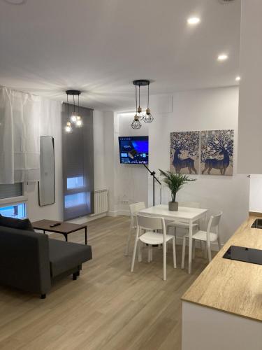 Bravo Murillo Apartments, Madryt