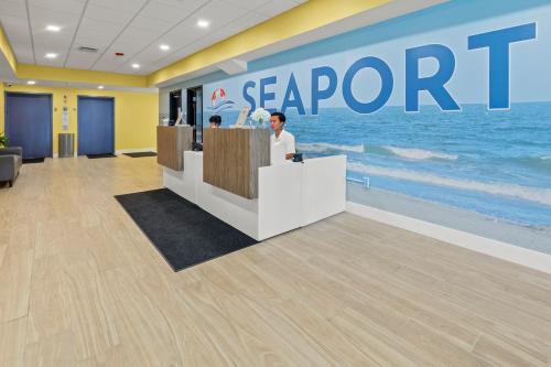 Seaport Suites 3