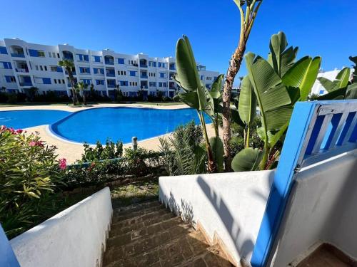 Appartement vue sur la piscine dans la résidence de Jawhara Smir