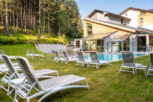 泳池, Kashmir Wellness & SPA Hotel Adults Only in 韋林格勒