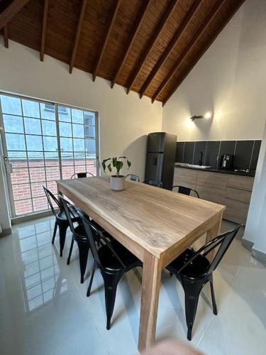 Incredible and Comfortable House for 12/El Poblado