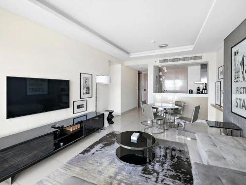 Paramount Towers - Cosmos Living 1 Bedroom, Дубай (фото 8)