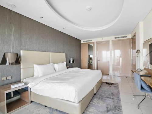 Paramount Towers - Cosmos Living 1 Bedroom, Дубай (фото 4)