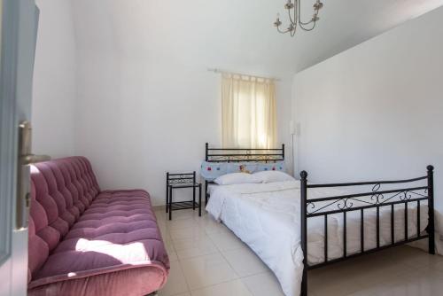 Monolithos Pool Villa by the Beach - image 12