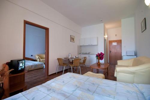 Regina Hotel - image 14