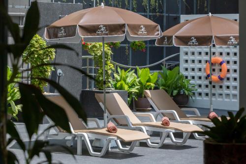 Swimming pool, Sabai Sabana in North Pattaya